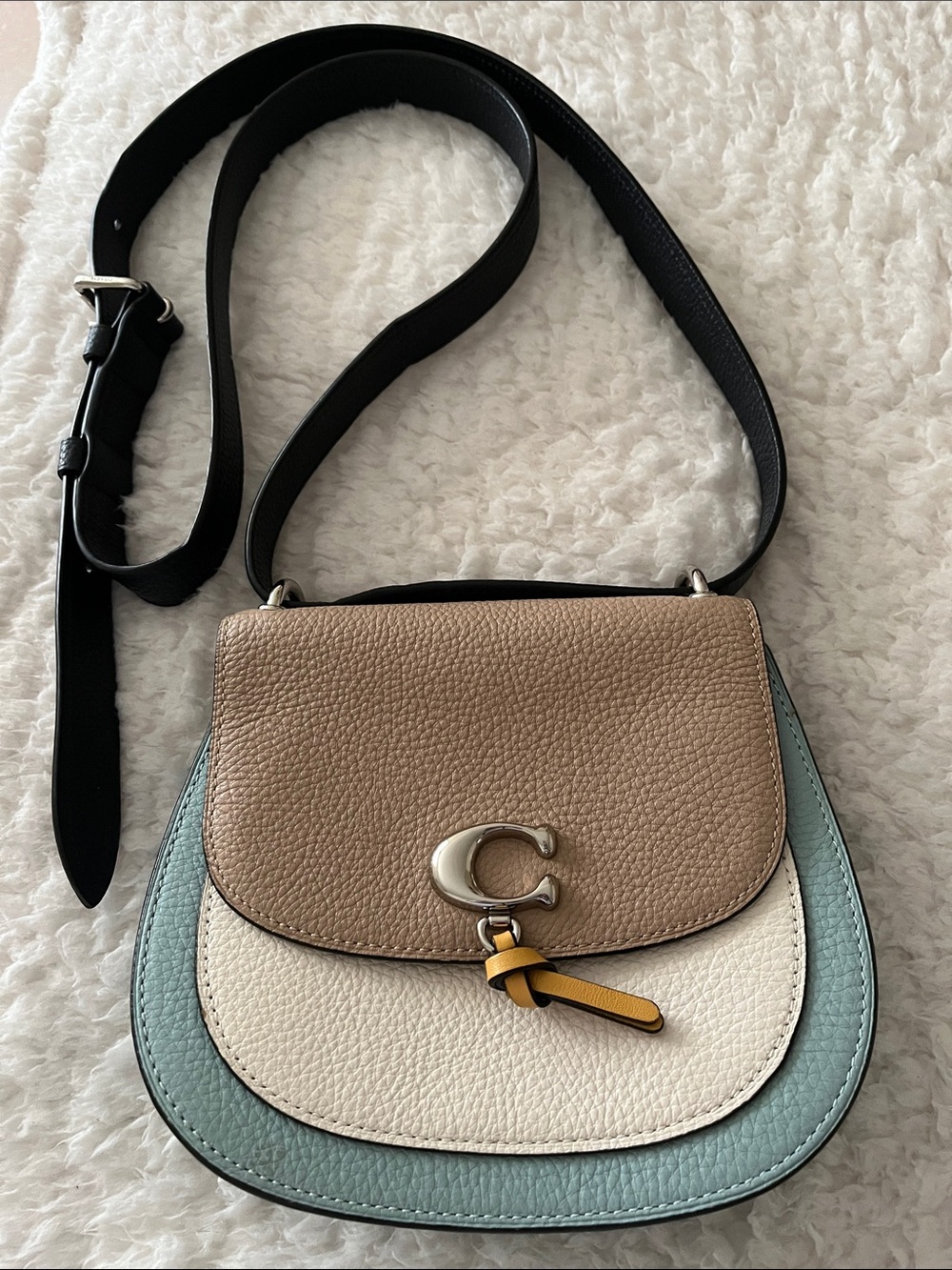 Coach Crossbody Bag ! 💼